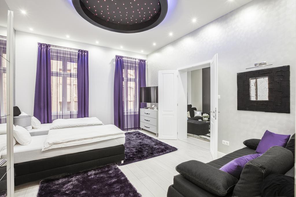 Opera Luxory Suite Budapeste Exterior foto