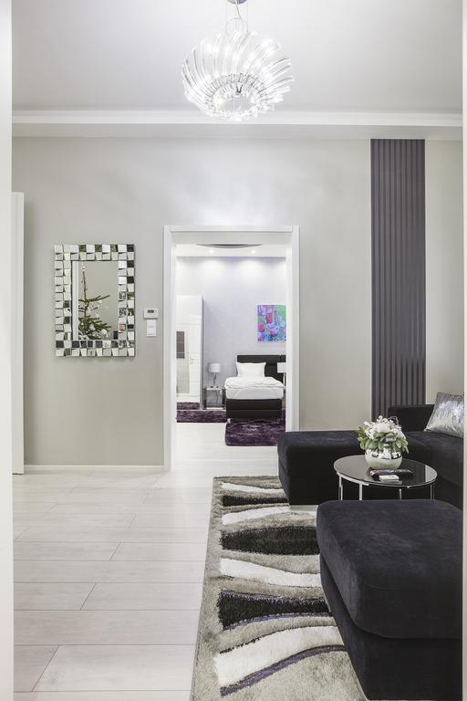Opera Luxory Suite Budapeste Exterior foto